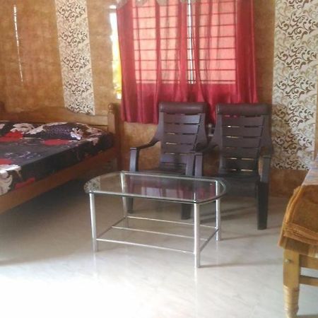 Villa Sri Ranga Residency à Māvingundi Extérieur photo